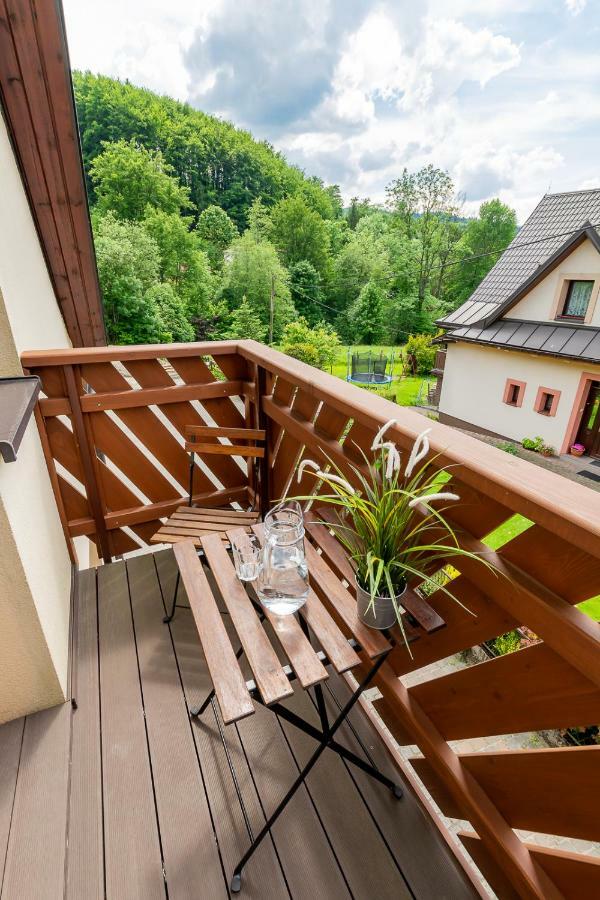 Apartament I Pokoje Goscinne U Lusi Wisła Buitenkant foto
